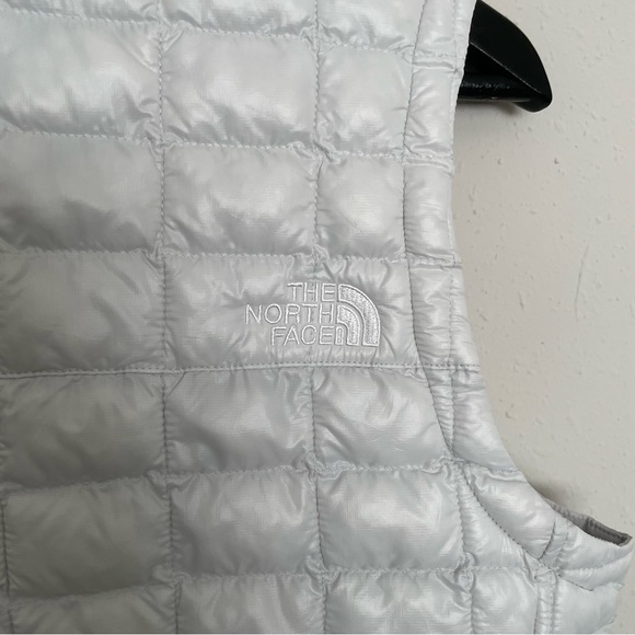 The North Face Thermoball Eco Vest 2.0 Women’s M Meld Gray - Picture 9 of 9